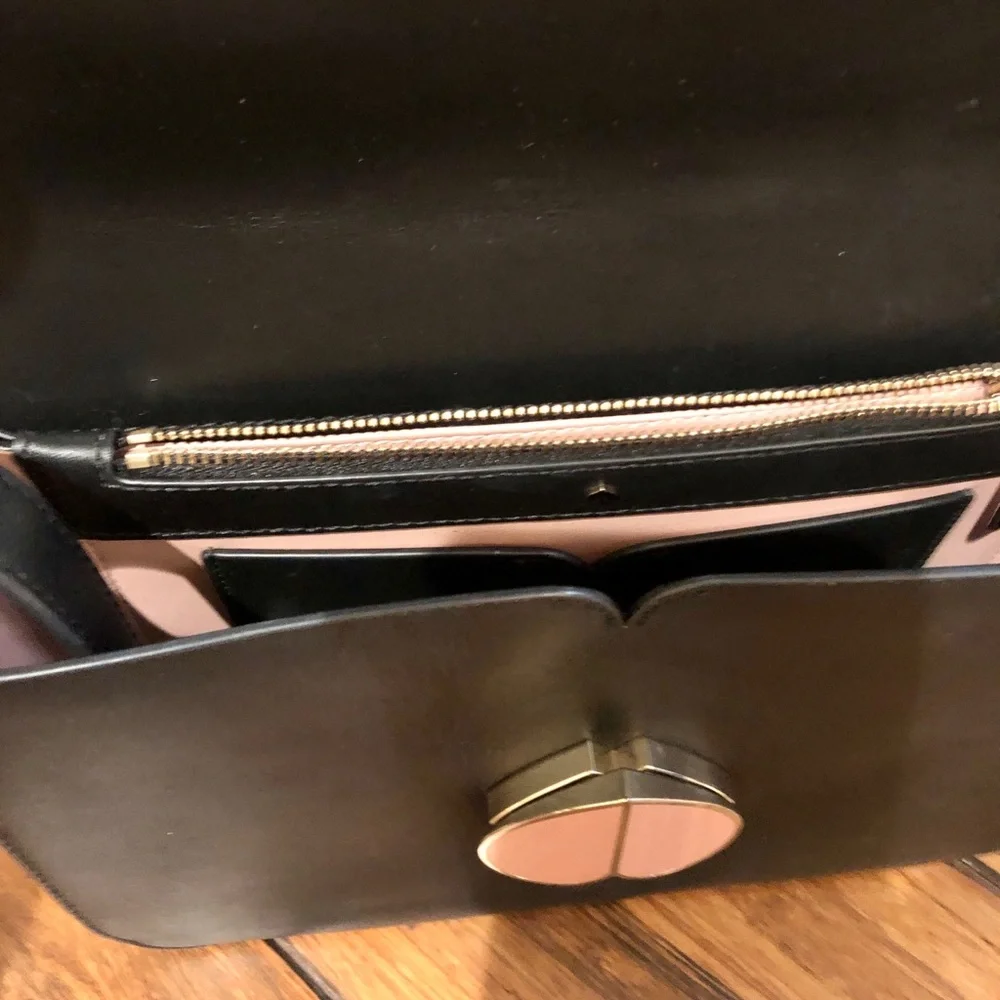 Kate Spade Crossbody (COA included) ♠️ - Picture 6 of 13